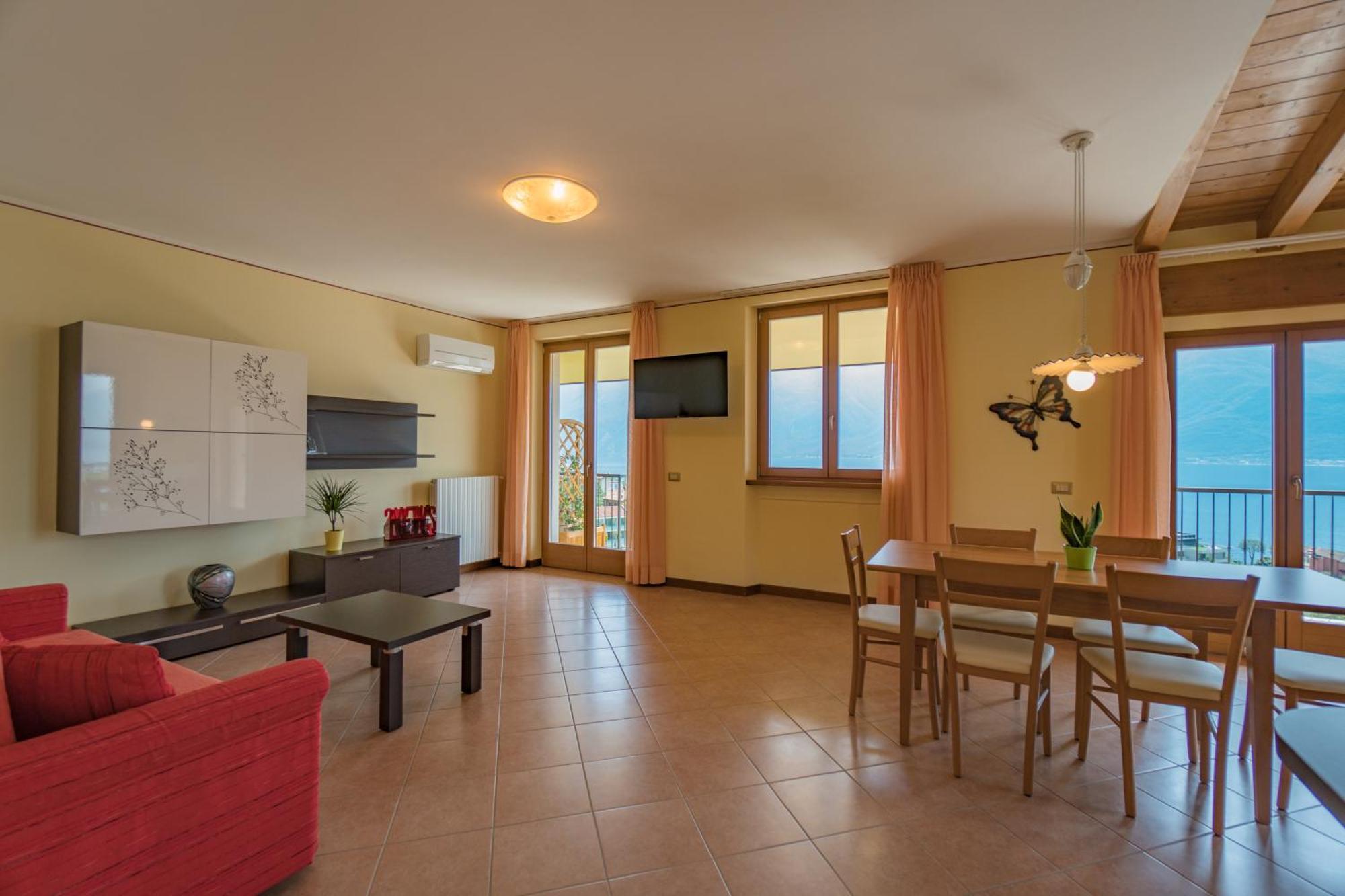Apartments "Villa Imelda" Limone sul Garda Buitenkant foto